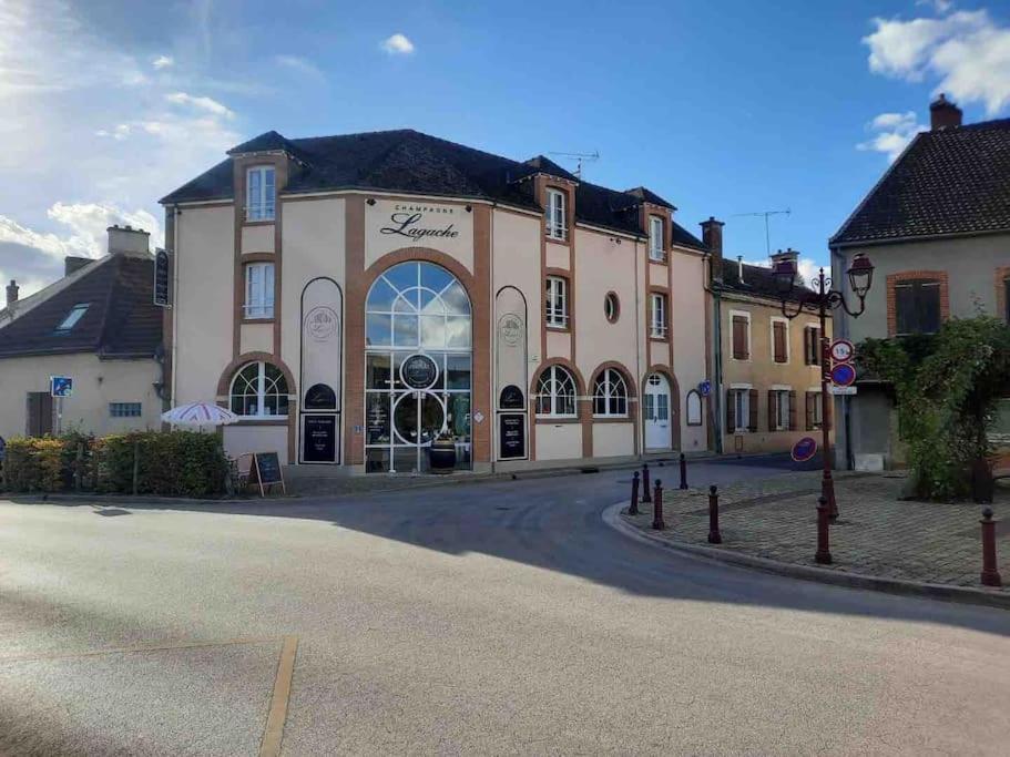 La Loggia Superbe Appartement Pierry Exterior foto